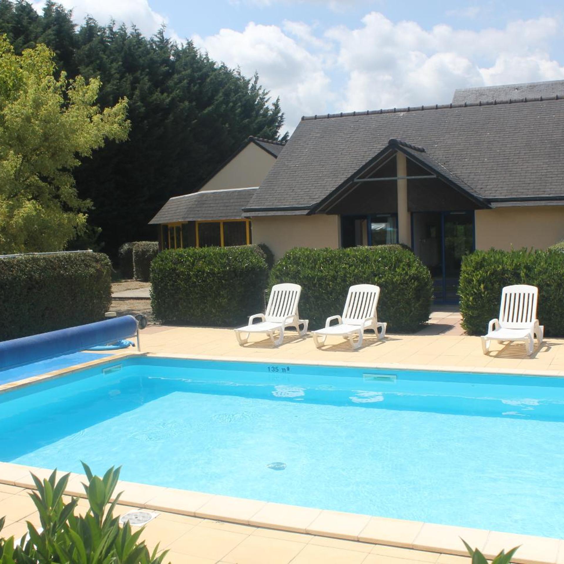Hotel Les Dineux Village 23/25