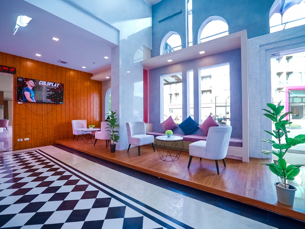 PHOENIX HOTEL KARON BEACH 24/50