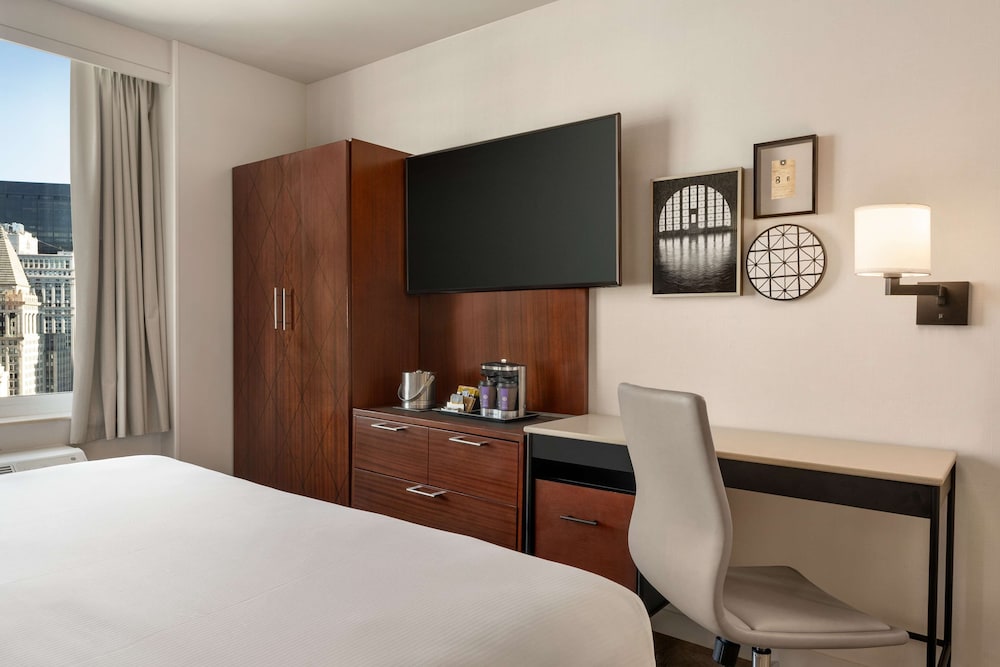 Doubletree By Hilton New York Downtown 14/39