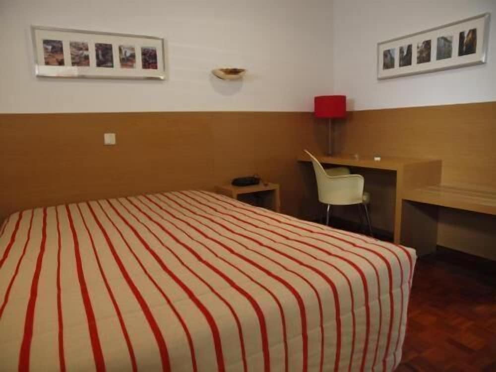 Room, Double Bed