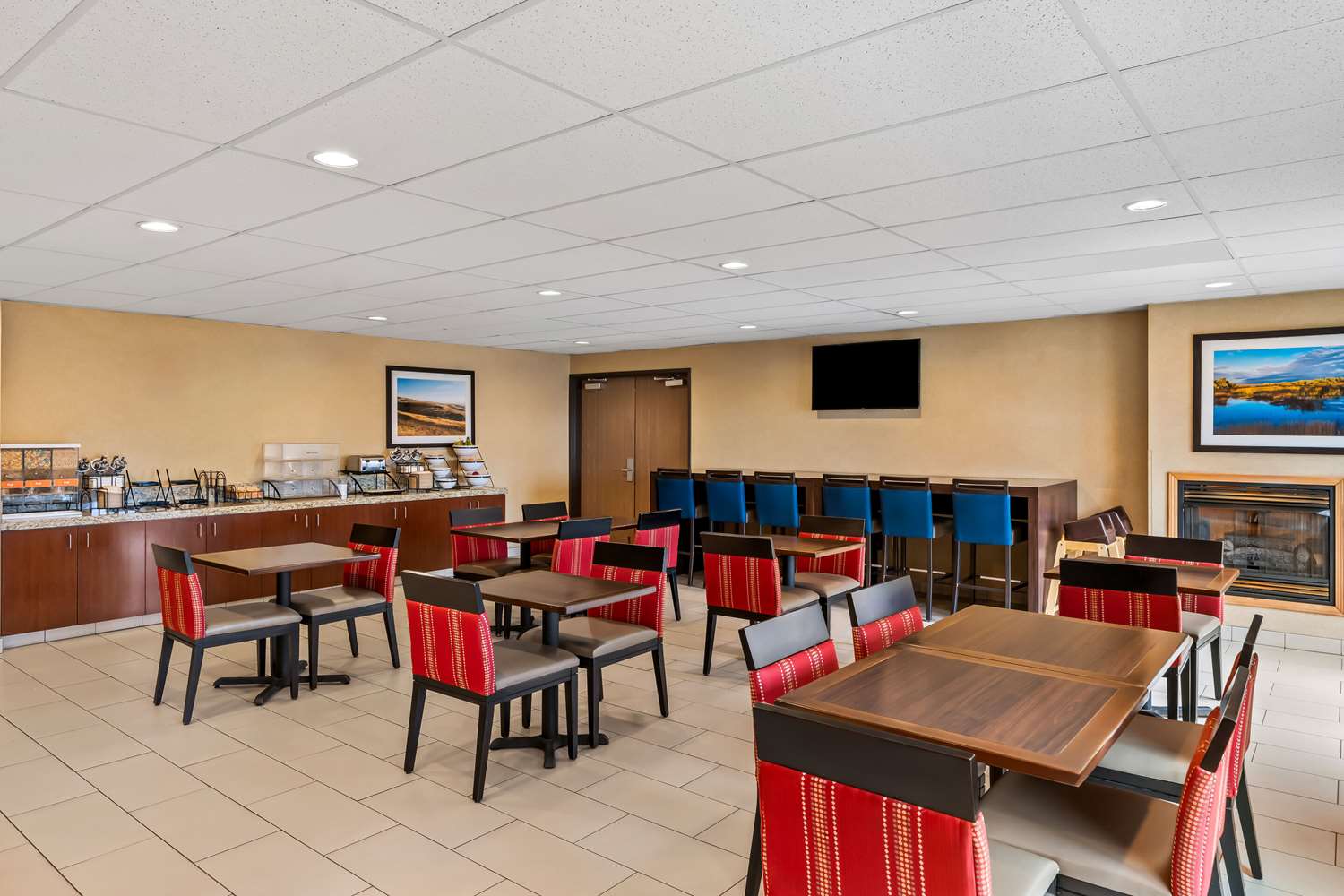 Comfort Inn and Suites Hermiston, OR 37/47