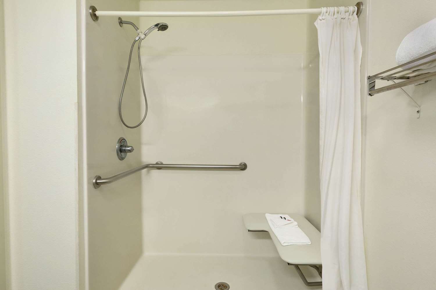 Travelodge by Wyndham Sharon Springs 24/25
