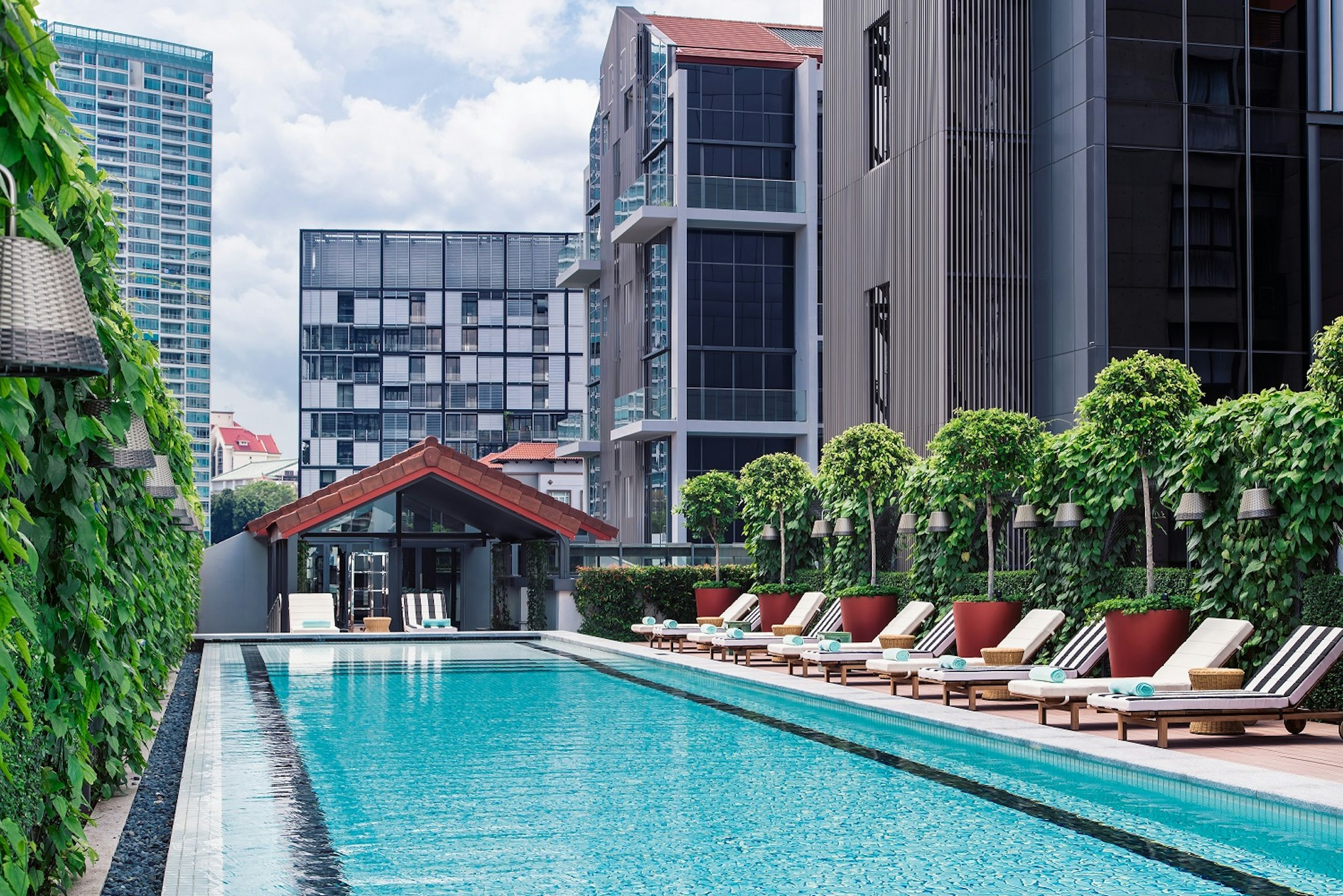 M Social Singapore 77/81