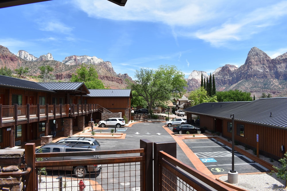 Zion Canyon Lodge 49/54