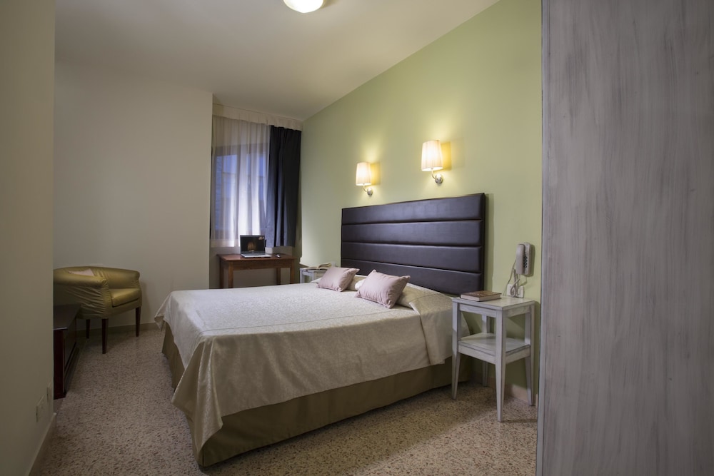 Hotel Alma Domus 10/33