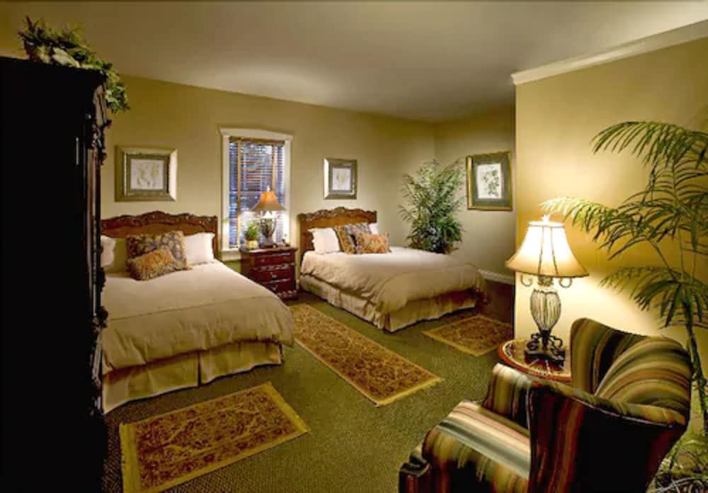 Inn At Leola Village 52/72