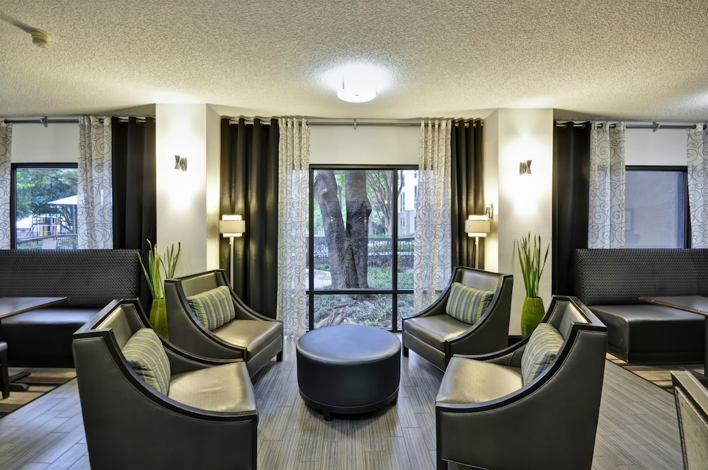 Hampton Inn Austin North At I - 35 & Hwy 183 22/42