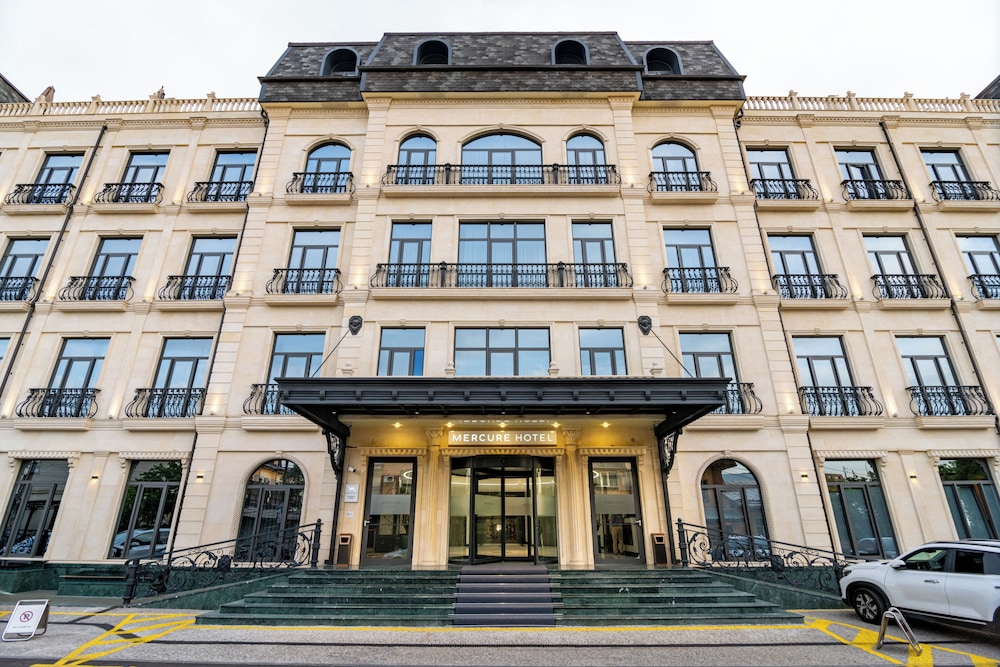 Mercure Tashkent North 1/90