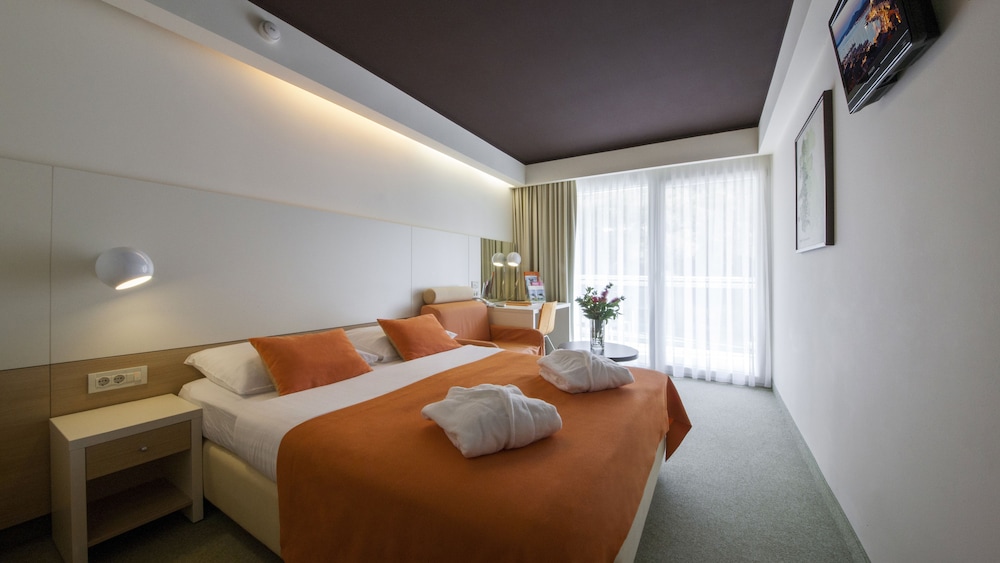 Family Hotel Vespera 30/71