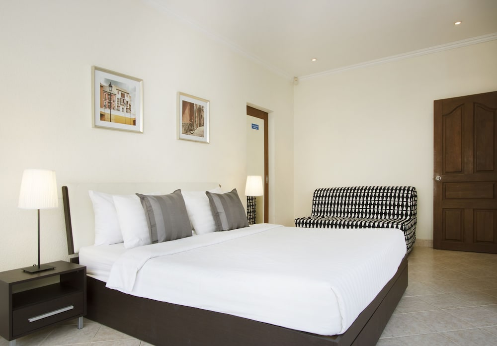 Avoca Pool Villas 16/50