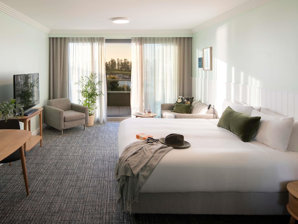 Deluxe, King Bed, Ocean View, Balcony