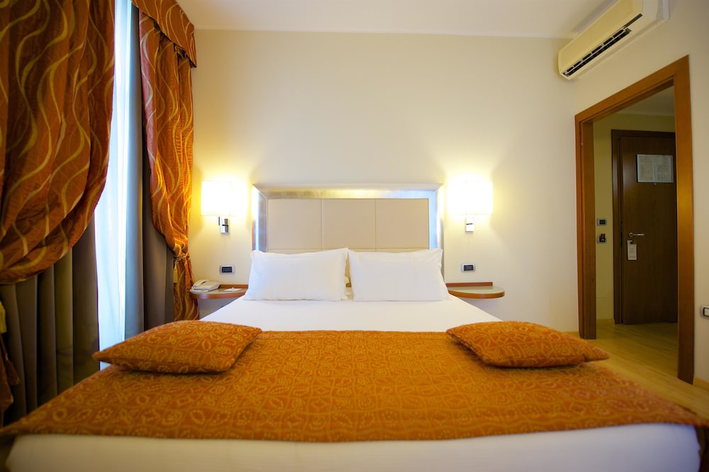 Best Western Crystal Palace Hotel 26/55