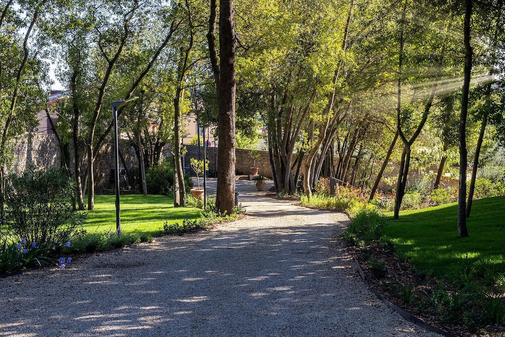Siena Hills Apartments 56/58