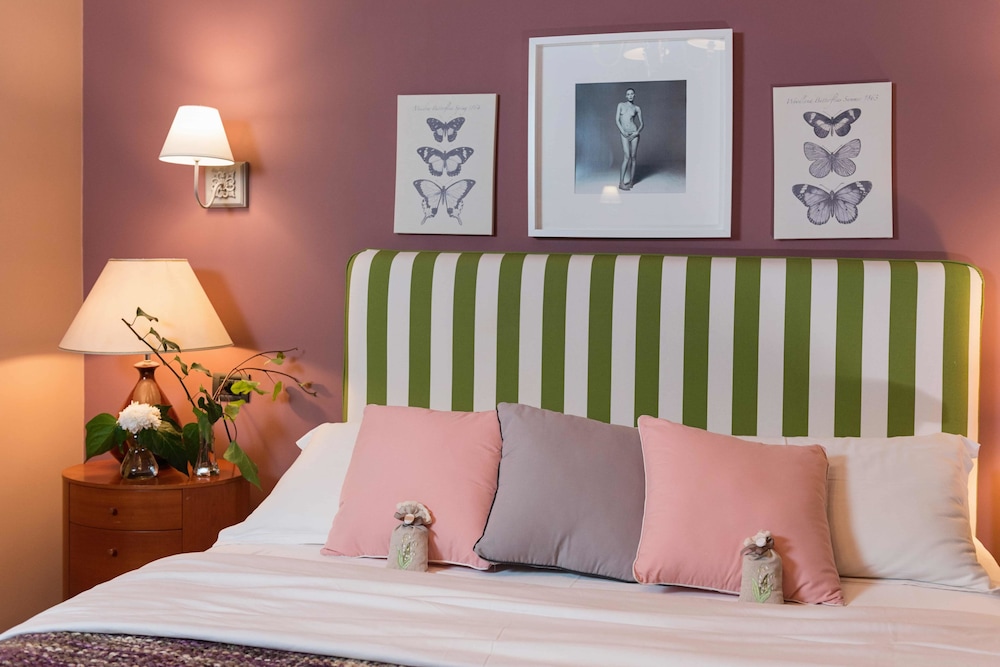 Areela Boutique Hotel 41/67