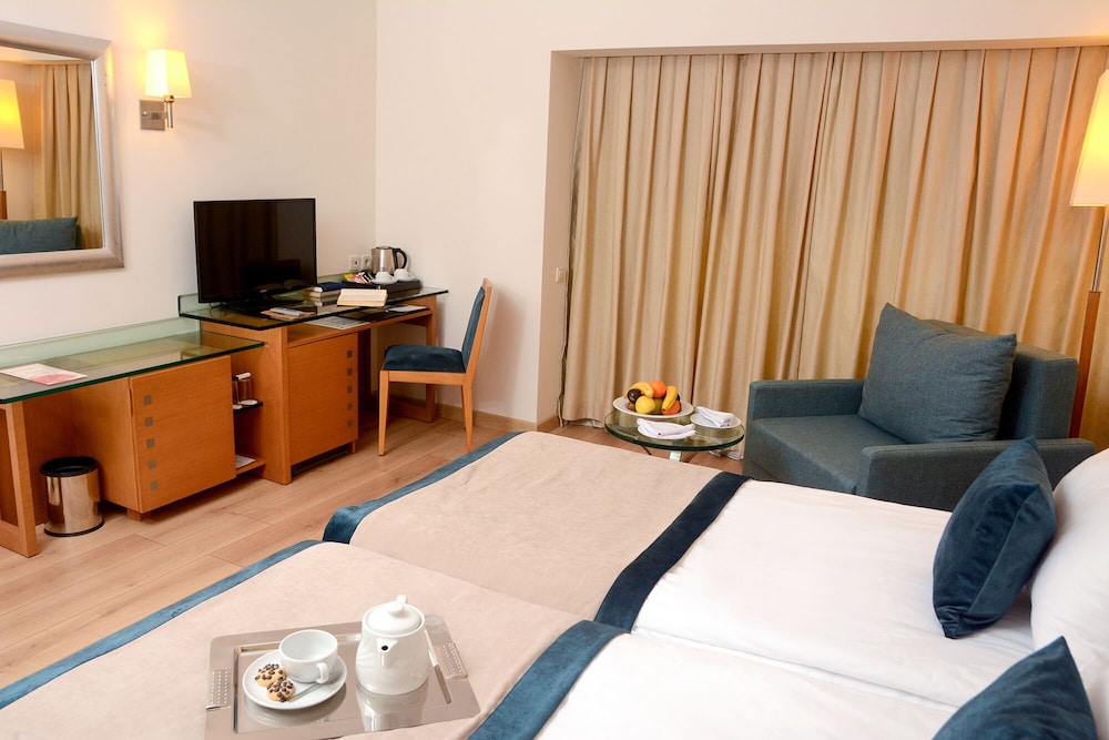 Korumar Hotel Deluxe 14/70