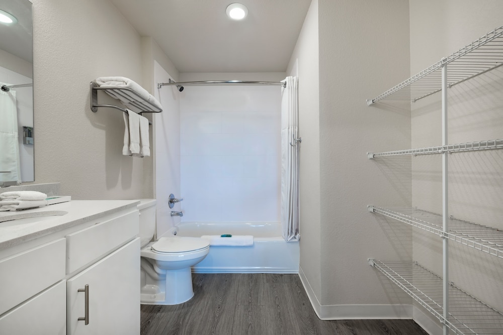 Soka Suites Dallas - Las Colinas 31/31