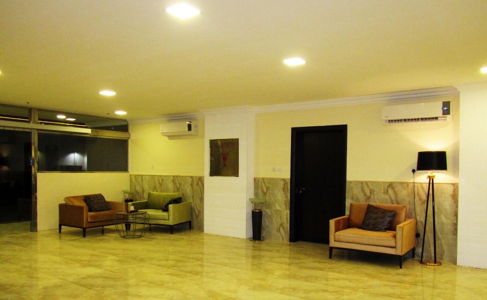 فندق جي دبليو إن(Jw Inn Hotel) 18/35