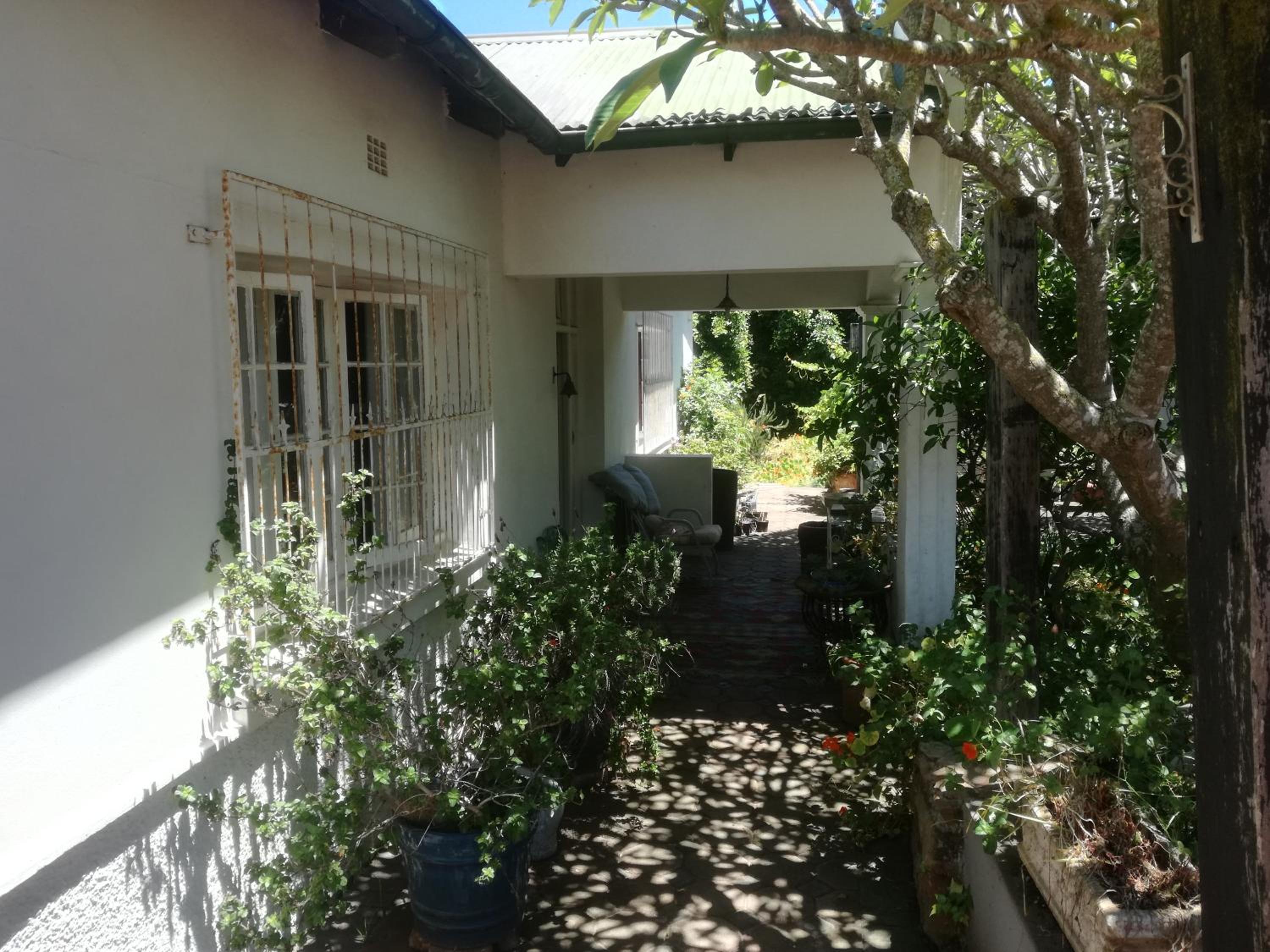 Valley Guest House 3/43