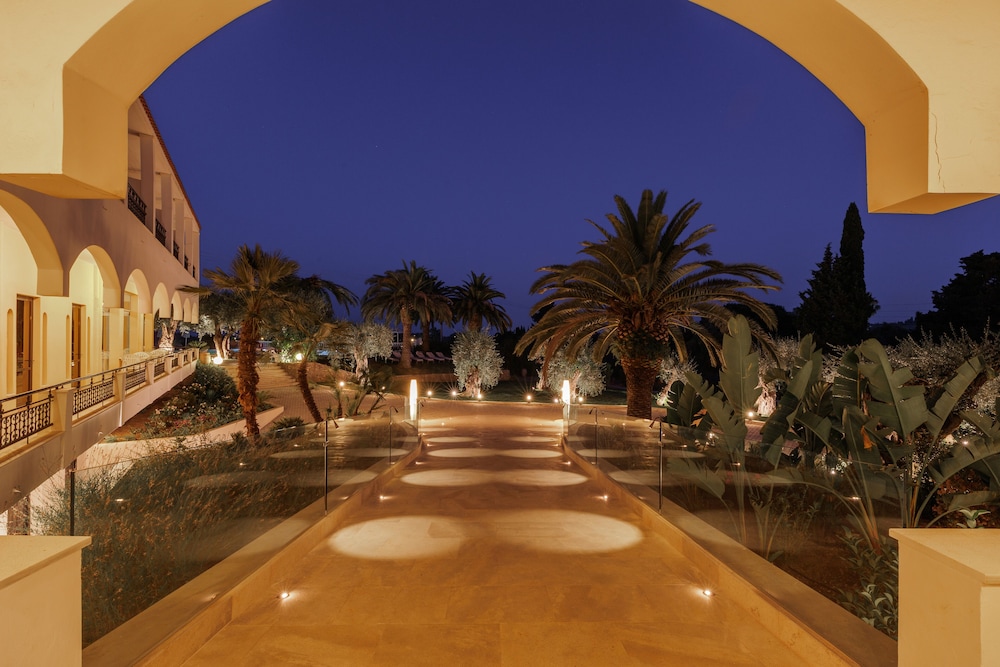 Paradise Hotel Corfu 16/39