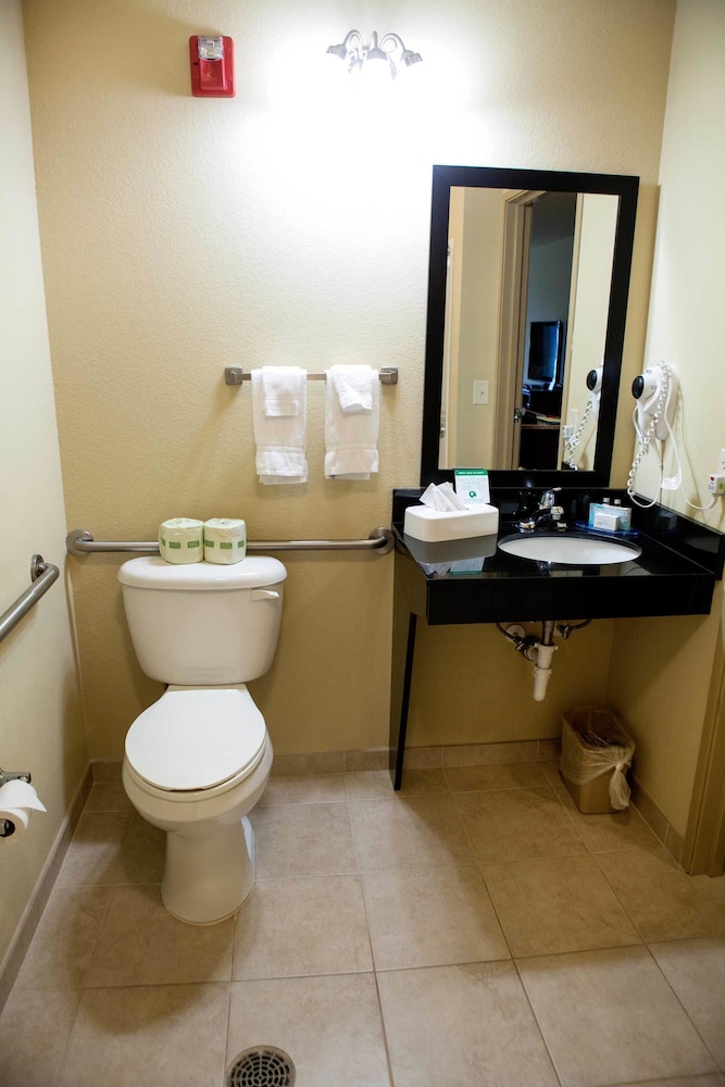 Cobblestone Hotel Knoxville 21/56
