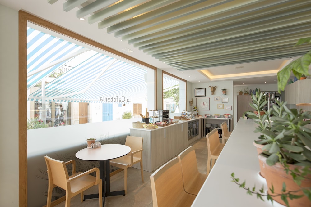 La Goleta Hotel De Mar - Adult Only 61/66