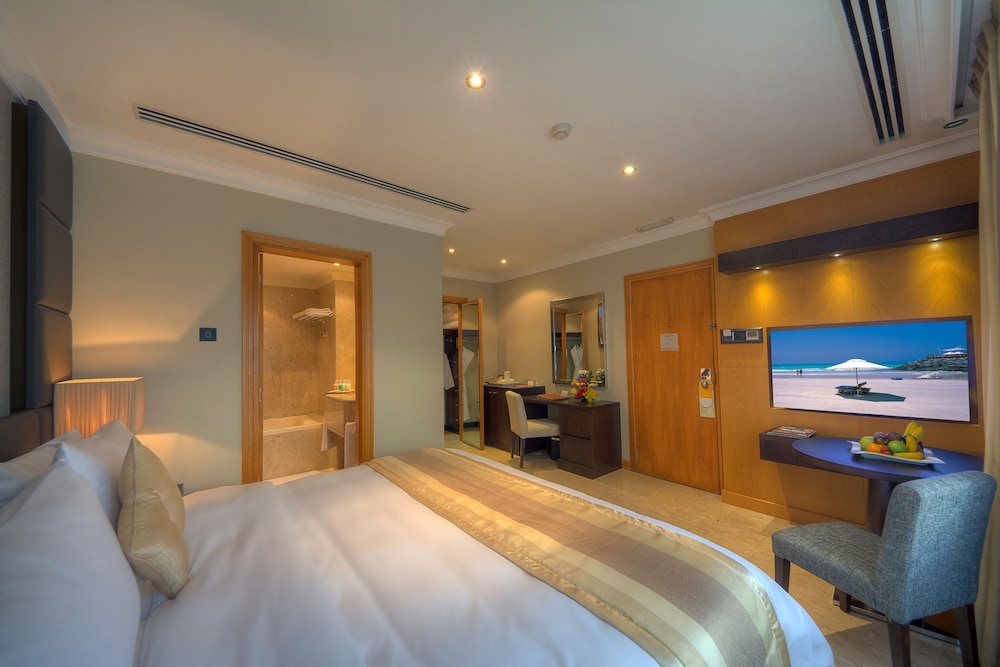Dubai Marine Beach Resort And Spa 14/79