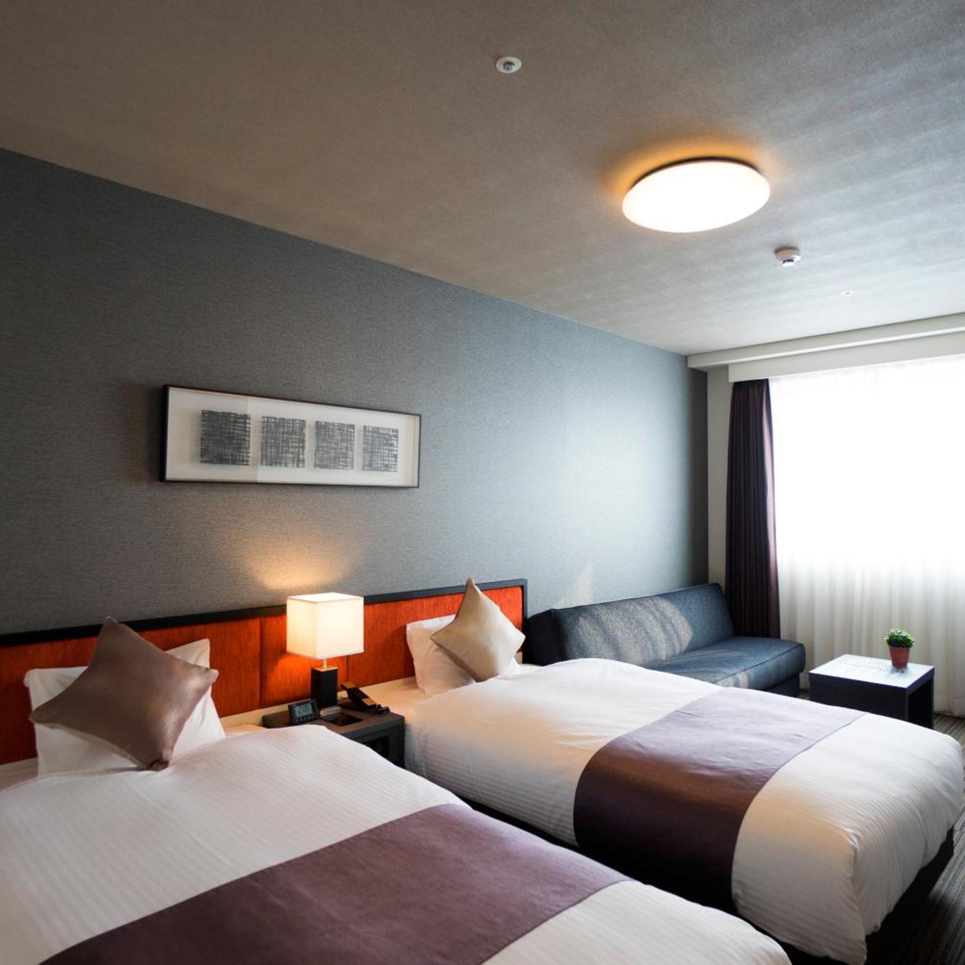 Room Assigned on Arrival, Single