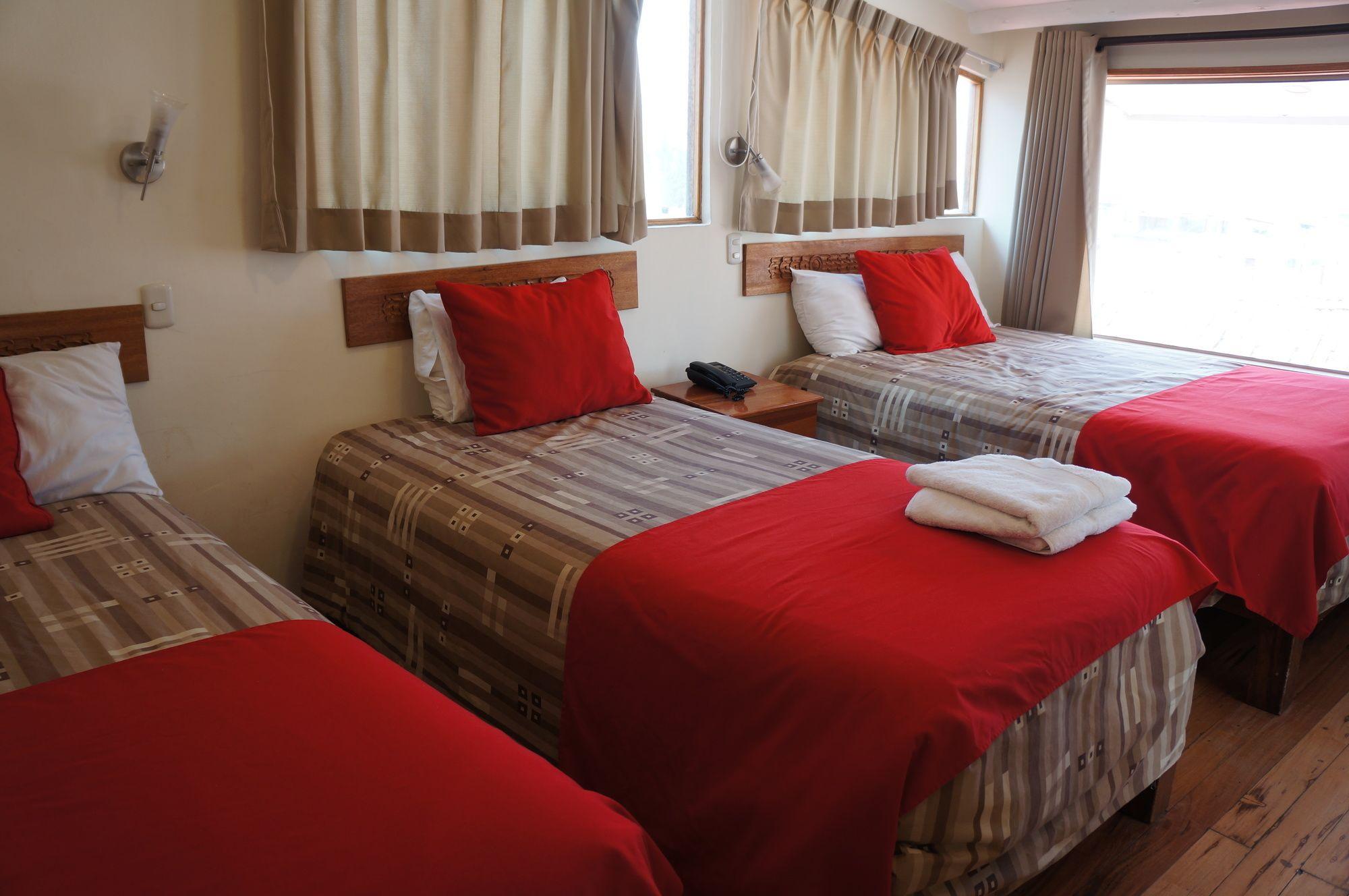 Room, Triple