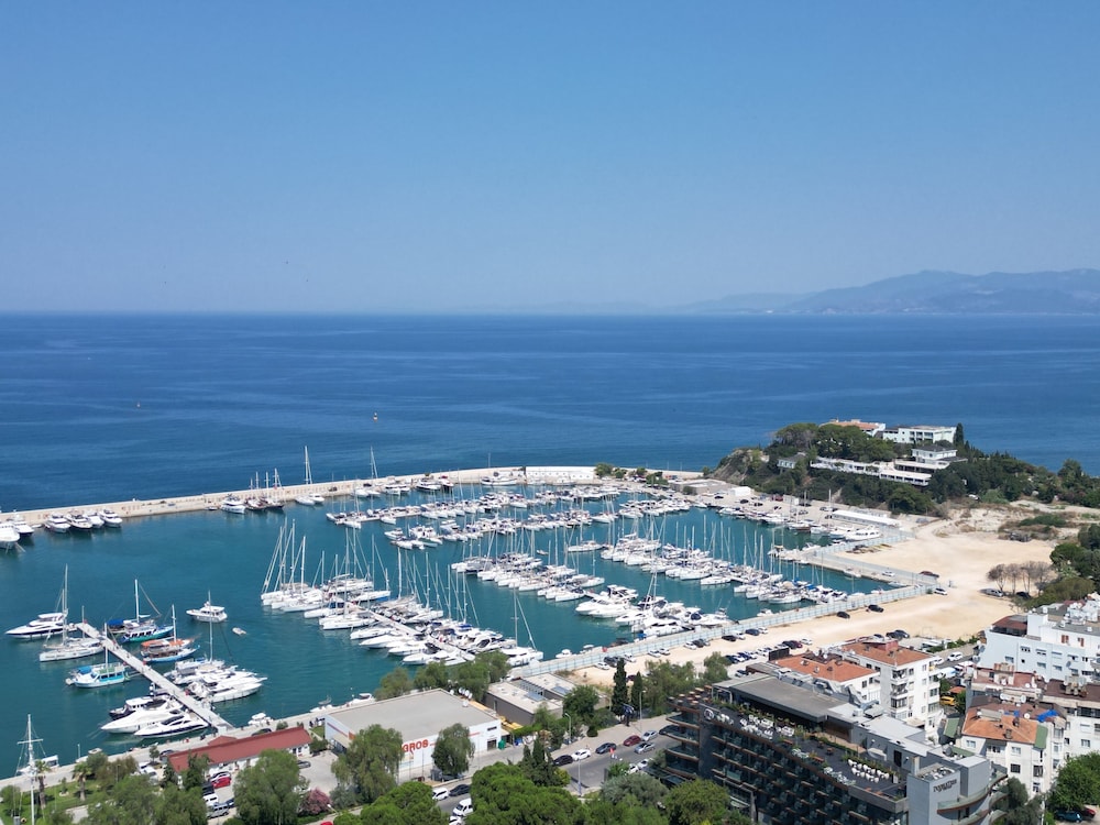RISUS GARDEN MARINA HOTEL KUSADASI 28/48