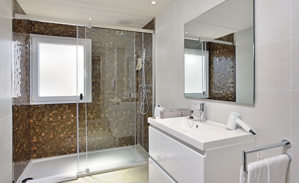 Innside by Melia Wave Calvia 28/76