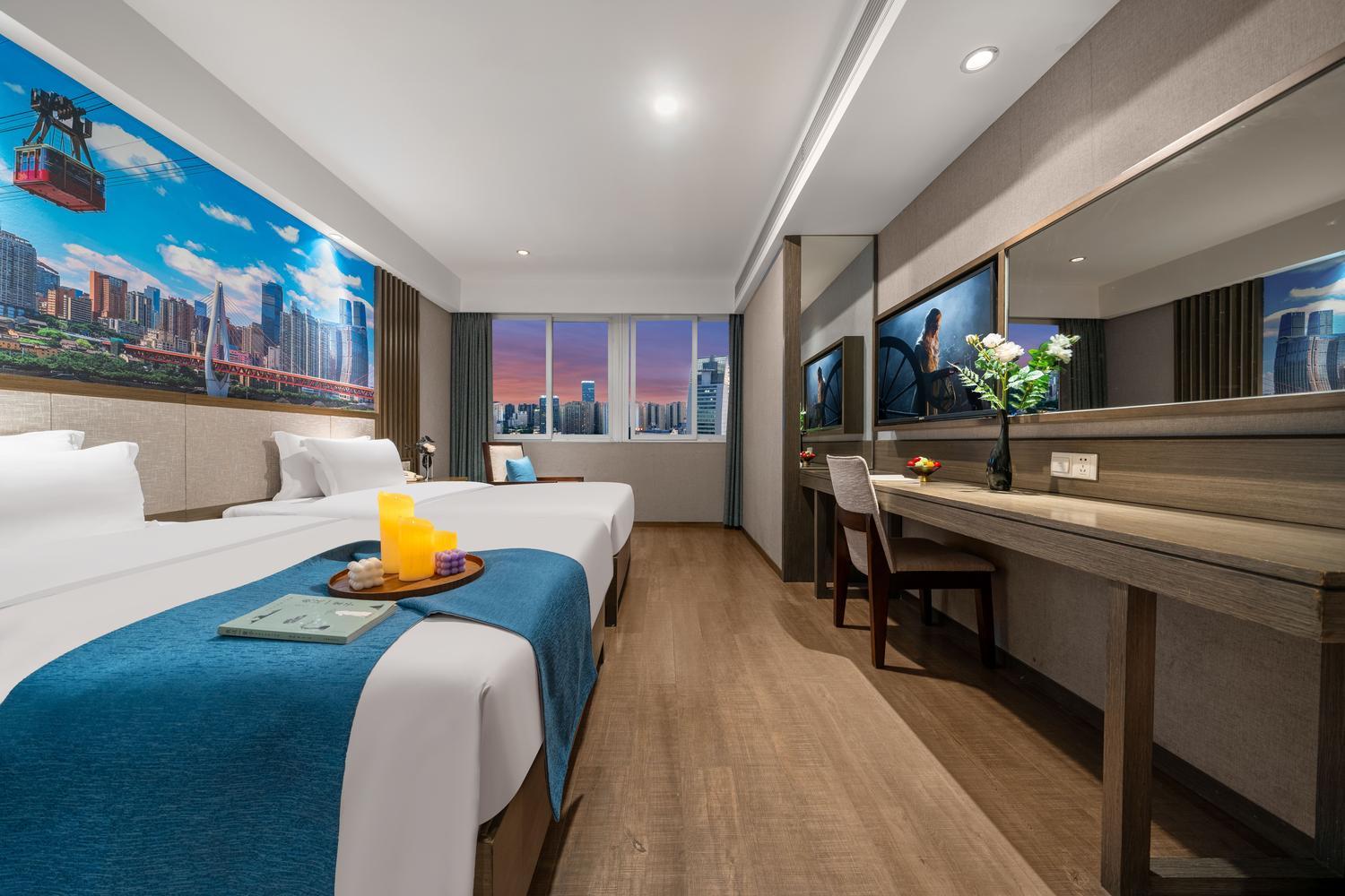Rezen Kingtown Hotel (Chongqing Xinpaifang) 8/26