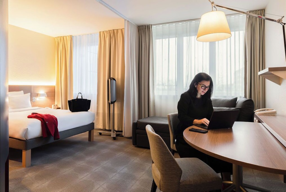 Novotel Suites Geneve Aeroport 42/74