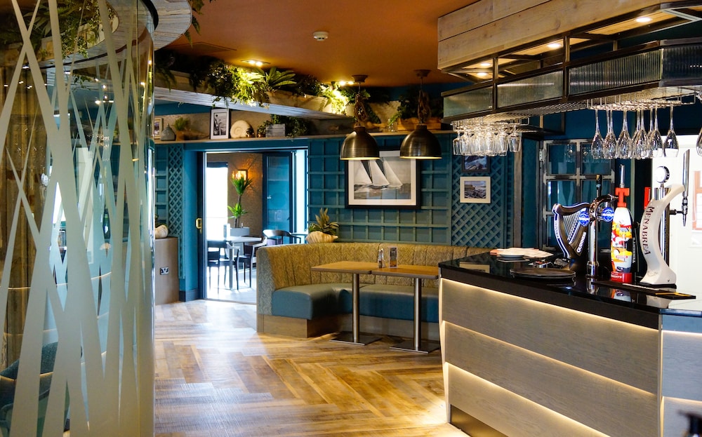 Gailes Restaurant Hotel 7/50