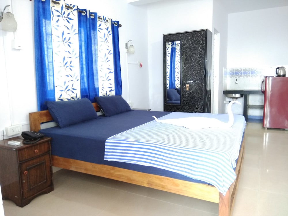 Swati Hotel 11/72