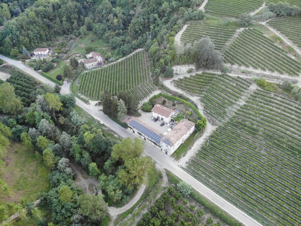 Agriturismo Marcarini 36/39