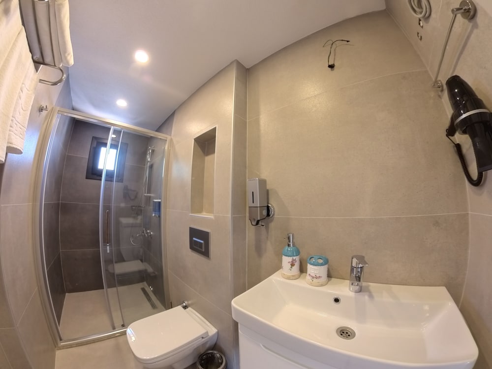 Derin Apart Hotel 31/33