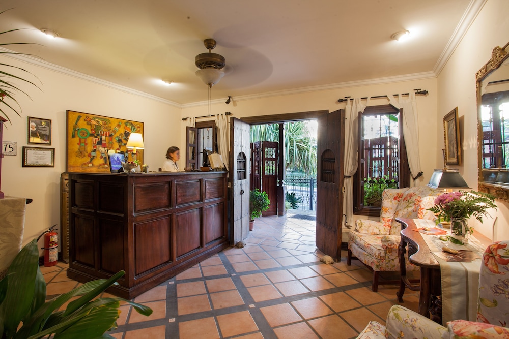 Hotel Los Robles 7/62
