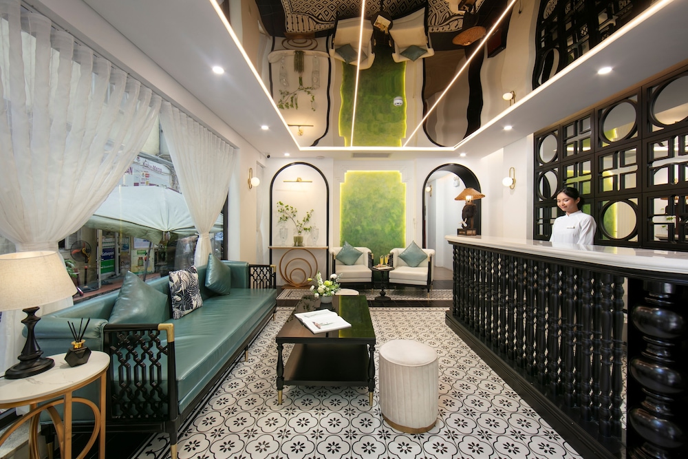 Hotel De Rond Hanoi 35/50
