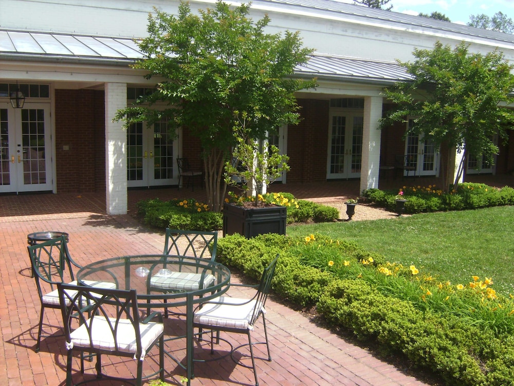 The Berry Hill Resort & Conference Center 58/62