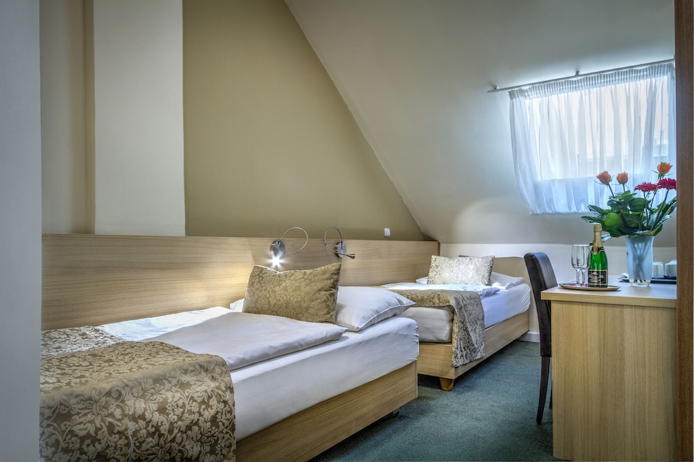 Taurus Hotel Prague 6/65
