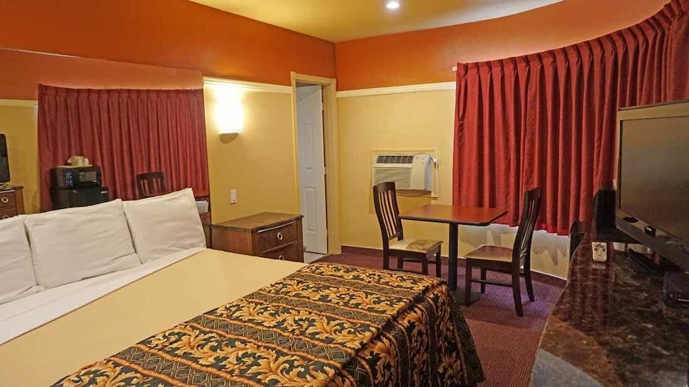 Geneva Motel 17/48