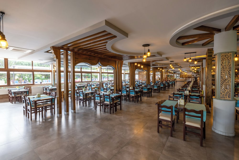Club Hotel Belpinar 26/50