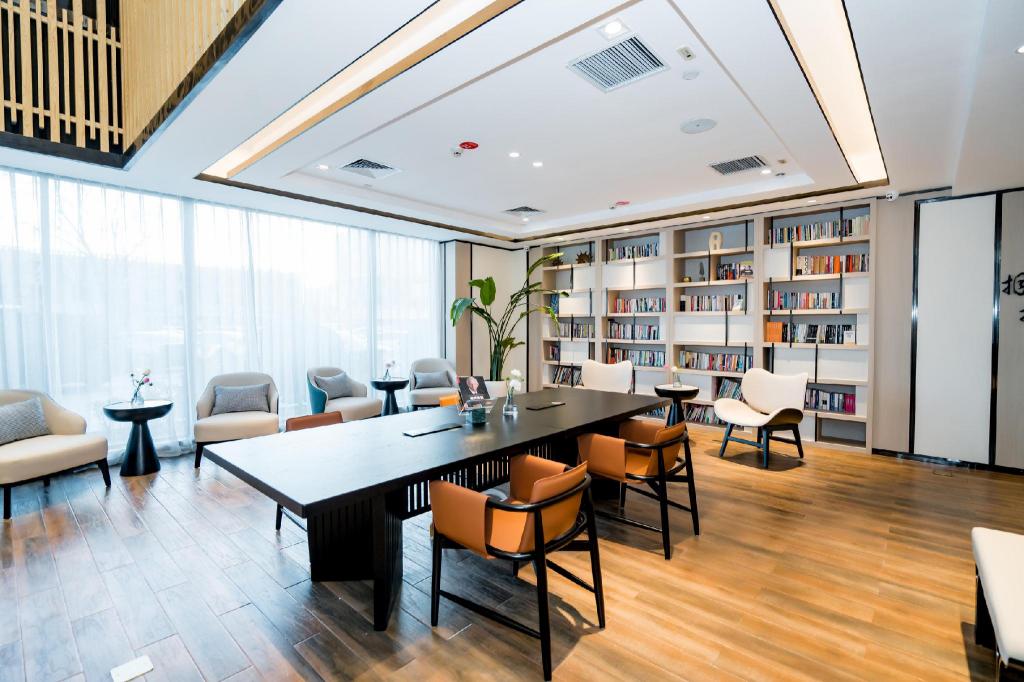 Atour Hotel Hengshui Renmin Road 55/68