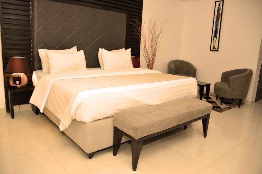 The View Lekki 17/40