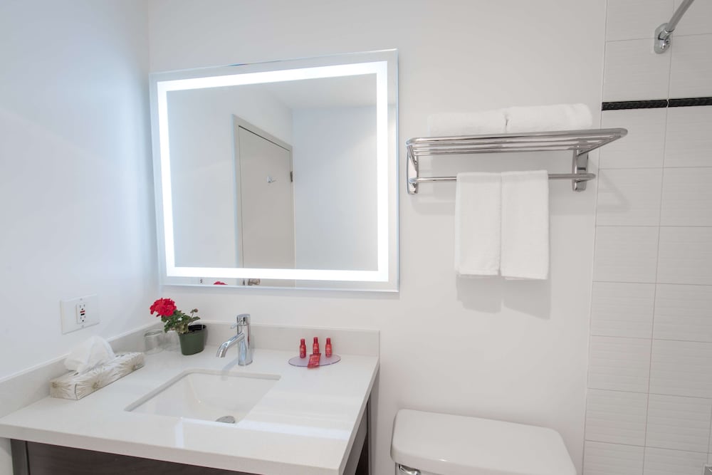 SureStay Hotel by Best Western Castlegar 22/44