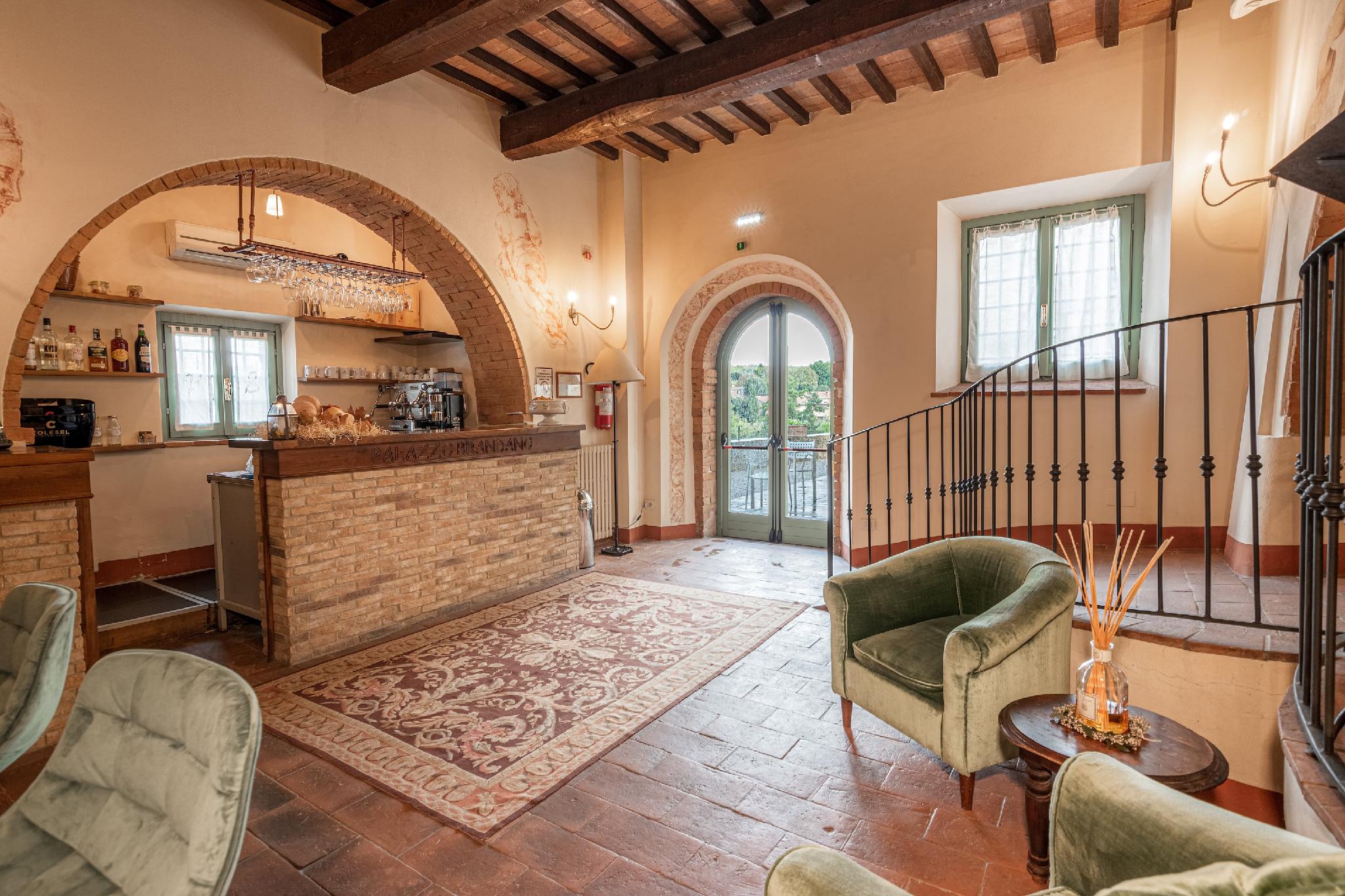 Palazzo Brandano Hotel 3/24