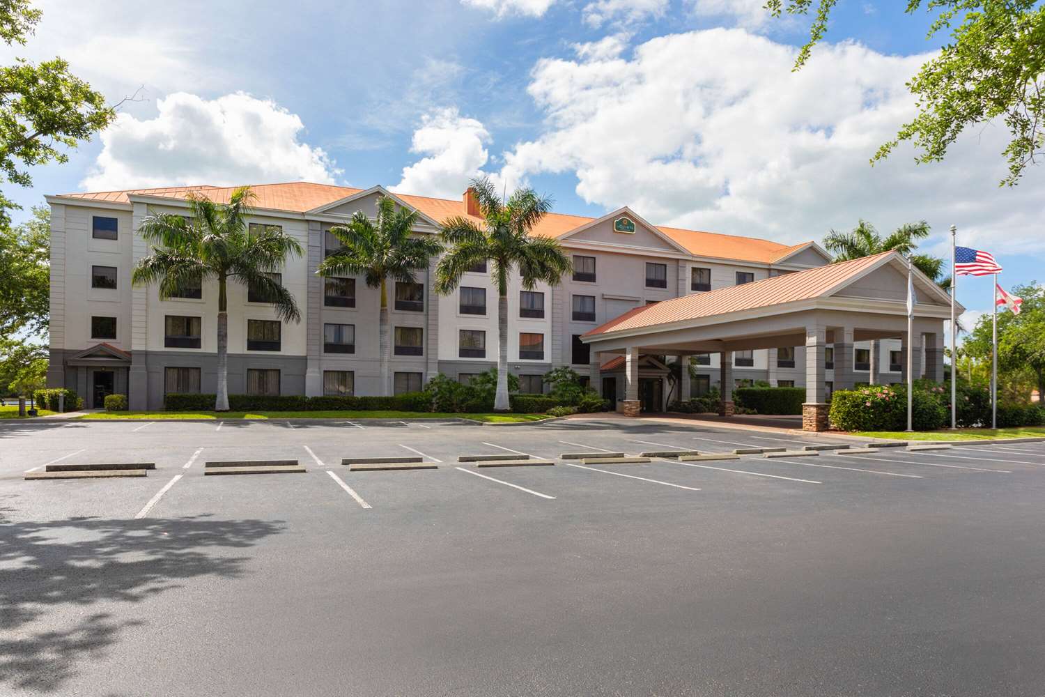 La Quinta Inn & Suites by Wyndham Bonita Springs Naples N. 46/47