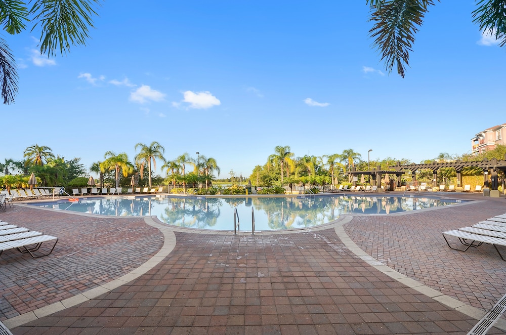 Orlando Resort Rentals near Universal 45/50