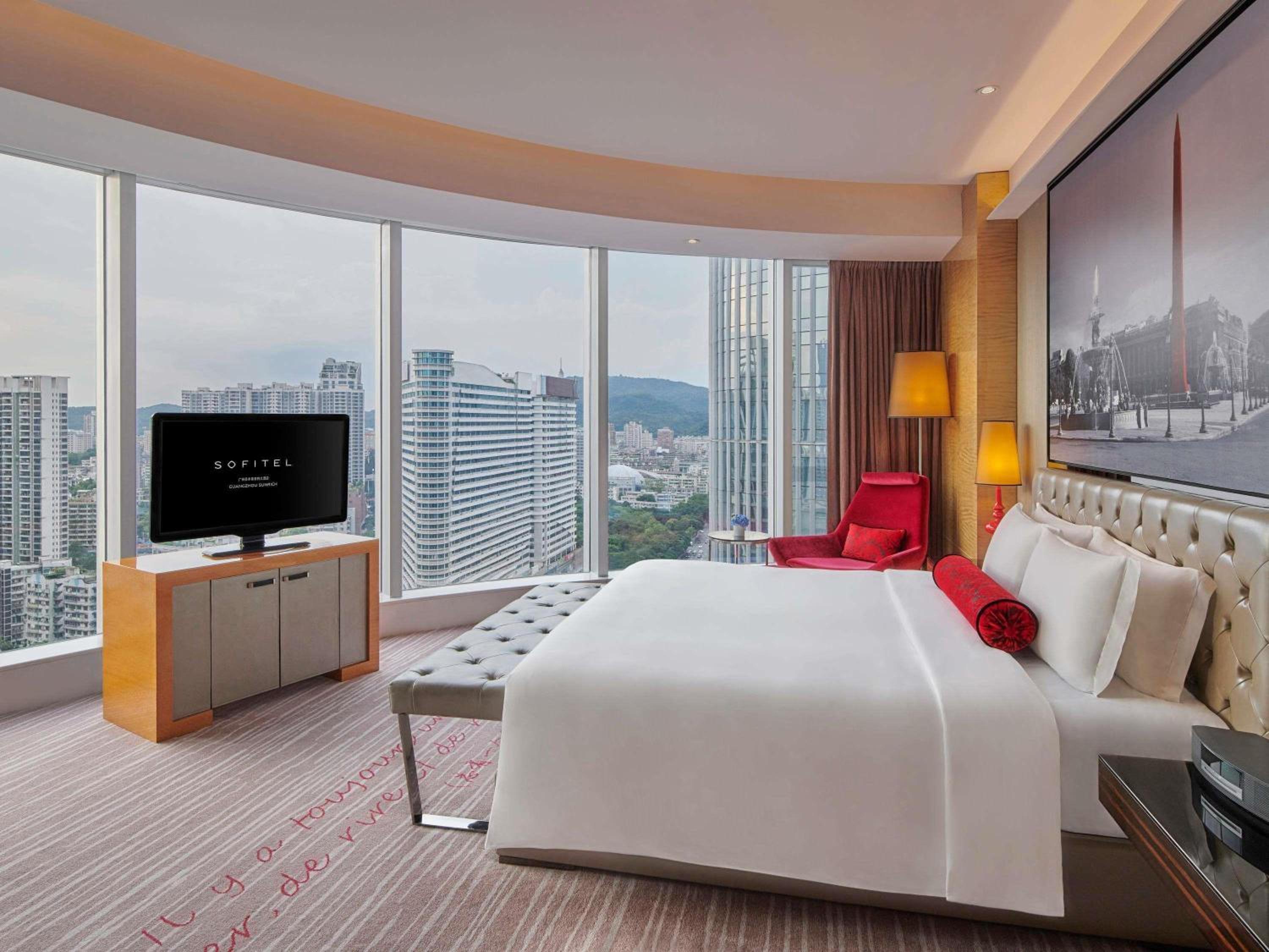 Artist, Suite, King Bed