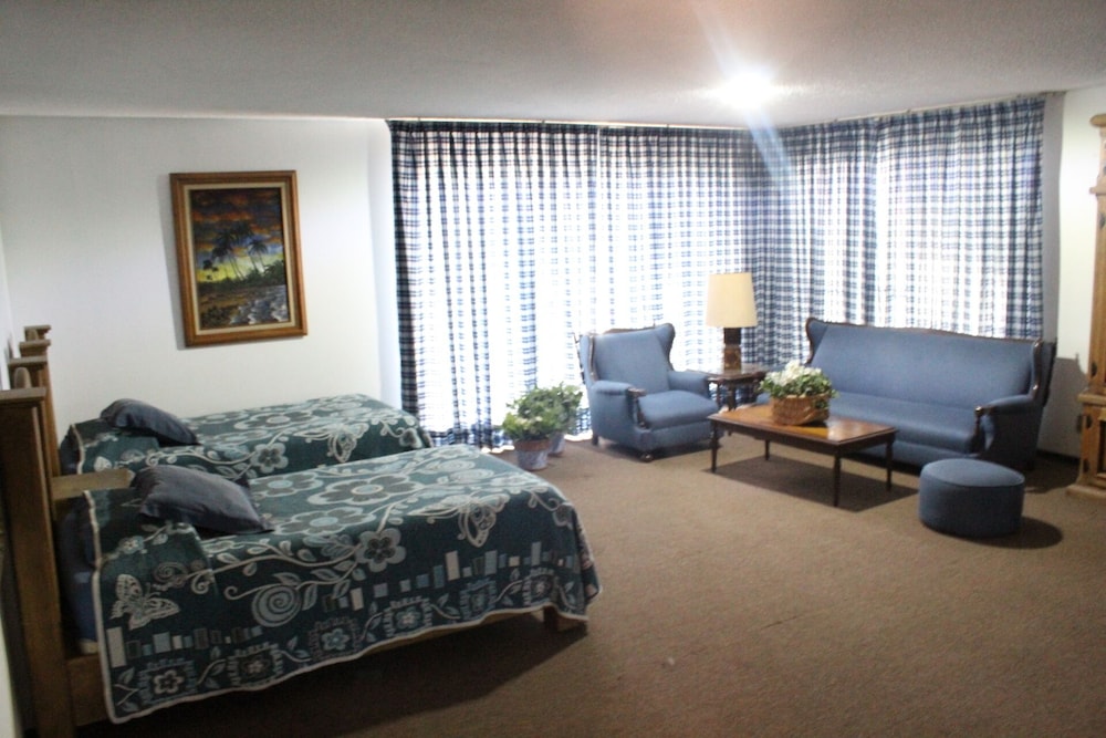 Hostal La Encantada 22/28